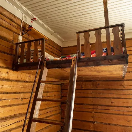 Koskivaara - Vanha Koulu - Old School 펜션 *