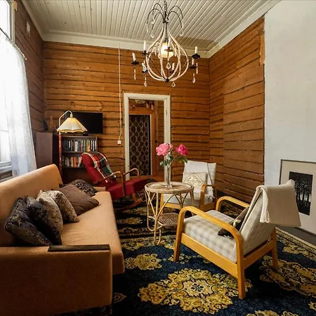 Ferienhaus Koskivaara - Vanha Koulu - Old School *