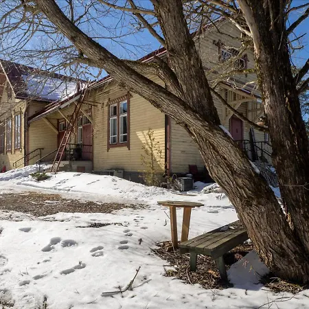 펜션 Koskivaara - Vanha Koulu - Old School